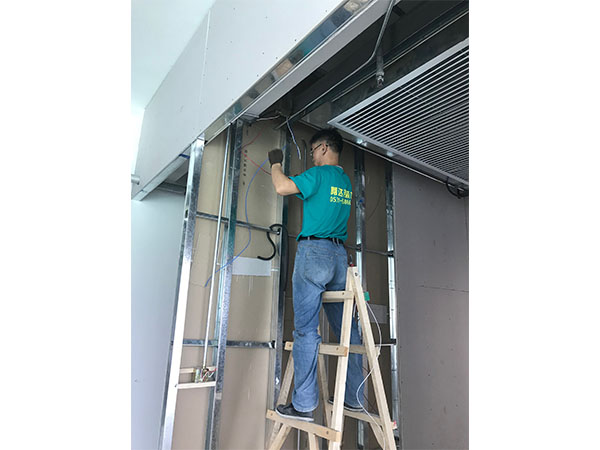 新工裝到了，得到裝修工人一致好評